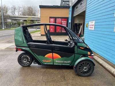 vehicle graphics Photo